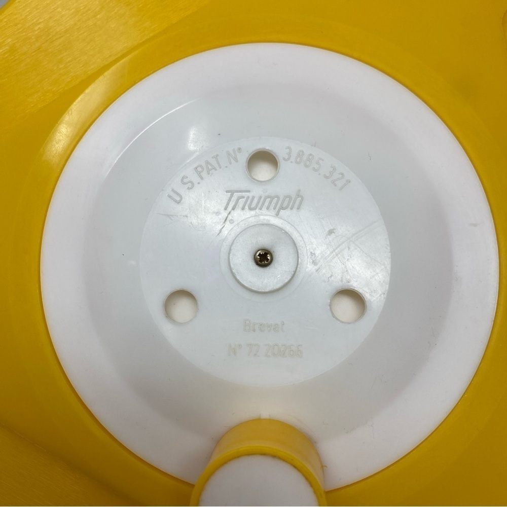 Triumph Brevet Salad Spinner / Dryer - Yellow- Made In France Mid-Century MCM - Picture 2 of 6